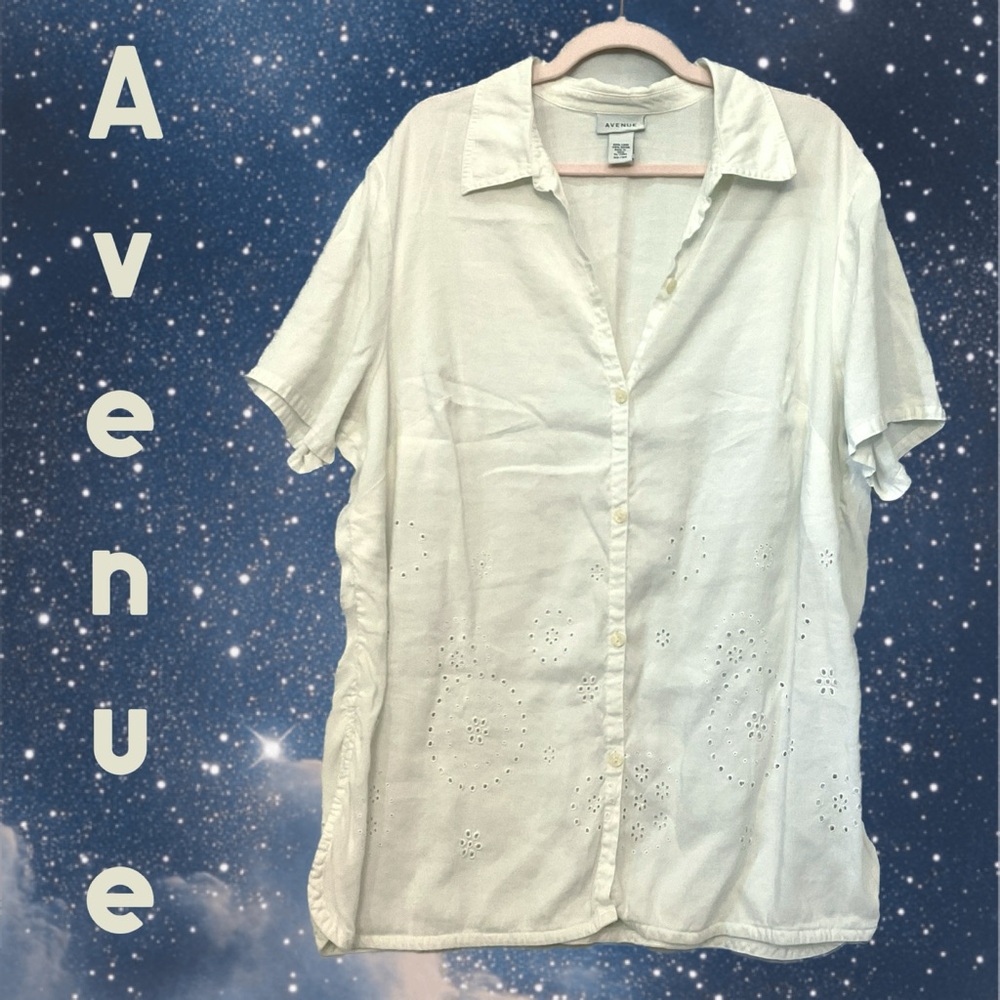AVENUE Button Down Blouse.EUC..p2p 26" length 31"